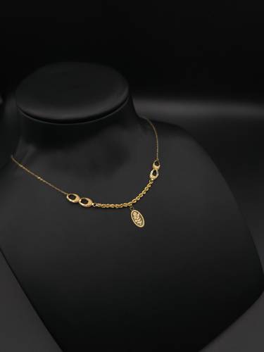عقد ذهب عيار 21