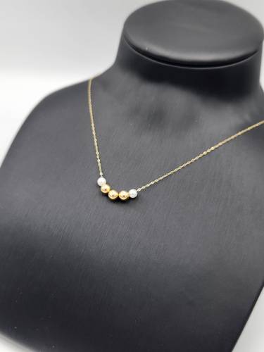 عقد ذهب عيار 18