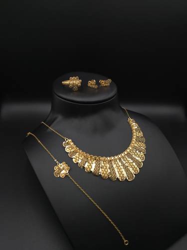 طقم طوق ذهب عيار 21