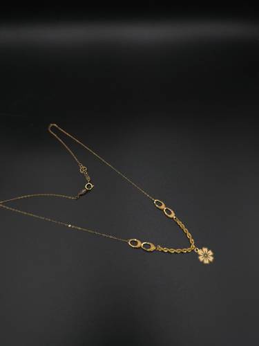 عقد ذهب عيار 21