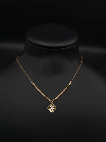 عقد ذهب عيار 21