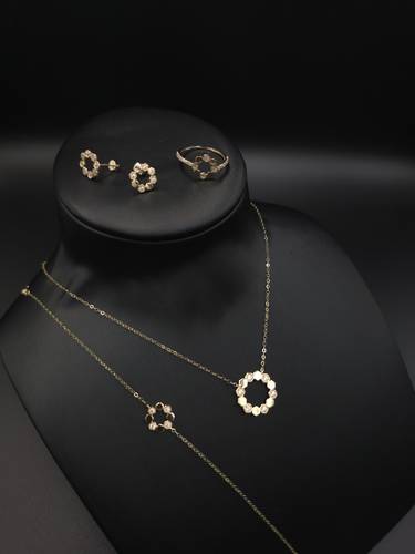 طقم عصري ذهب عيار 18