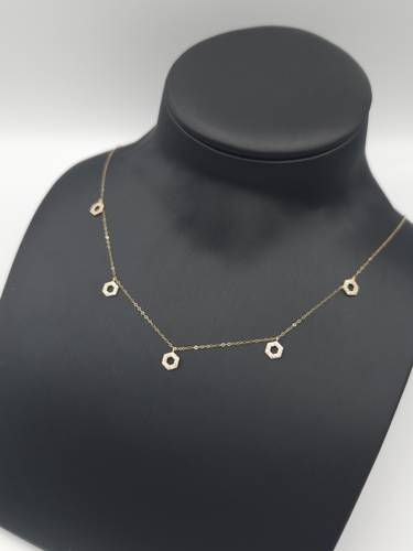 شوكر ذهب عيار 18