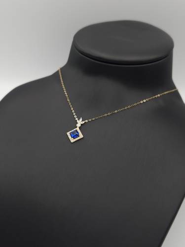 عقد ذهب عيار18 