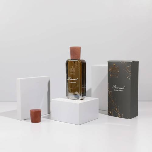 عطر Pure oud من إرث العود