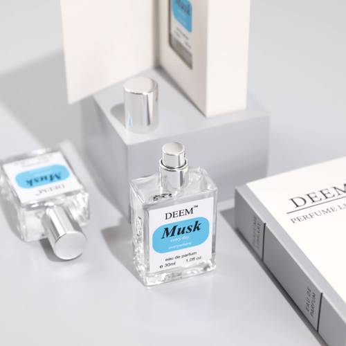 عطر Musk من DEEM