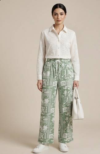 The Chic Set
