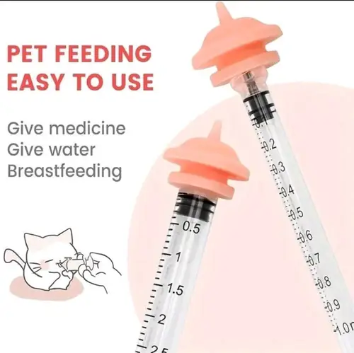 Syringe with small suction for feeding small animals