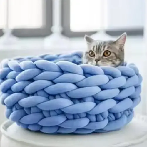 Woven Bed for Cats - Small Size