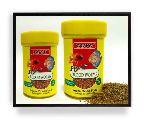 Tayo ornamental fish food with vitamin C and dried bloodworms