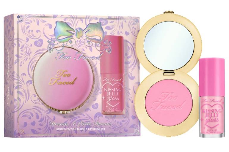Too Faced Dream A Little Dream Makeup Gift Set: Cloud Crush Blush & Kissing Jelly Lip Oil