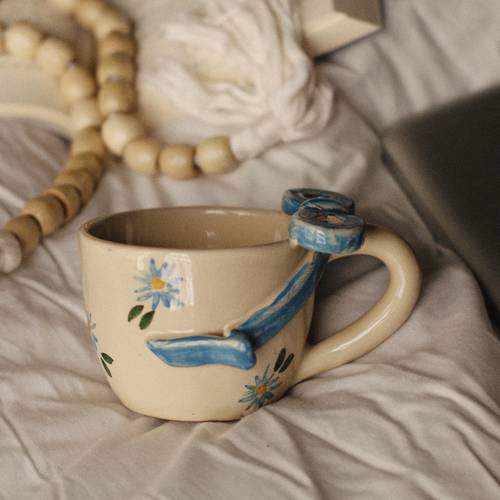 Blossom Bow mug