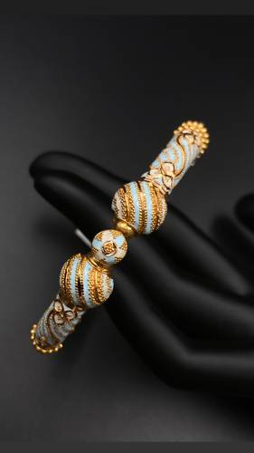 GOLD BRACELETS K21