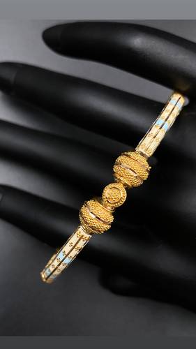 GOLD BRACELET K21