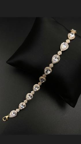 GOLD BRACELET K18