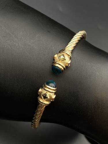 سوارة ذهب عيار 18