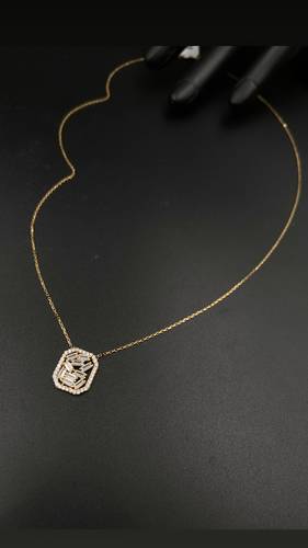 YELLOW GOLD NECKLACE K18
