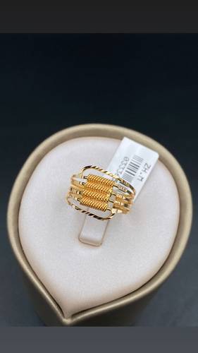 YELLOW GOLD RING K21