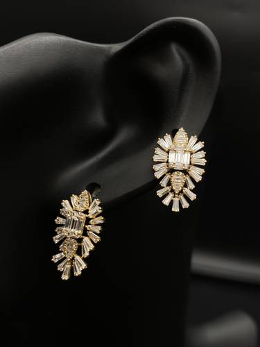 GOLD EARINGS K18
