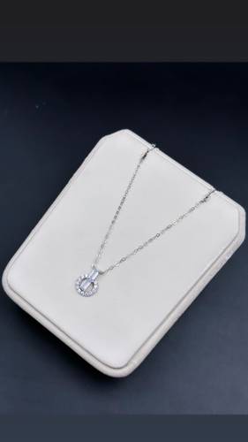 WHITE GOLD NECKLACE K18