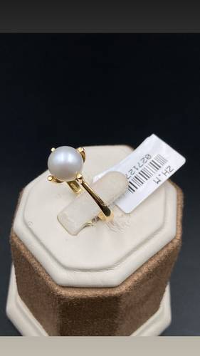 YELLOW GOLD RING 18K WITH CULTURED PEARL