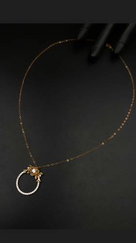 YELLOW GOLD NECKLACE K18