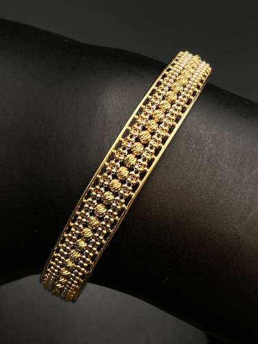 GOLD BRACELET K18