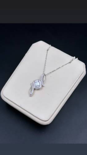 WHITE GOLD NECKLACE K18