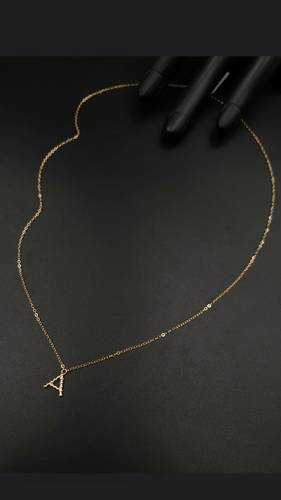 YELLOW GOLD NECKLACE K18