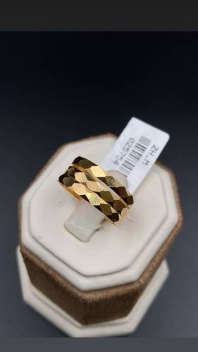 GOLD RING K21