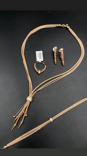YELLOW GOLD SET K18
