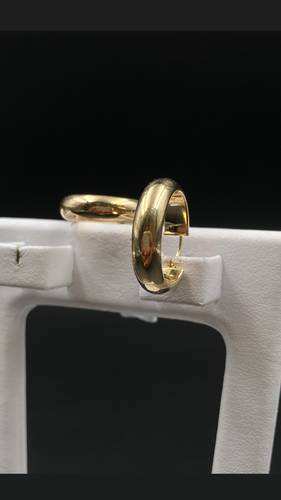 GOLD EARINGS K18