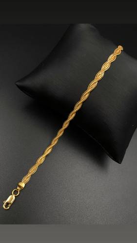 GOLD BRACELET K21