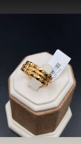 GOLD RING K21