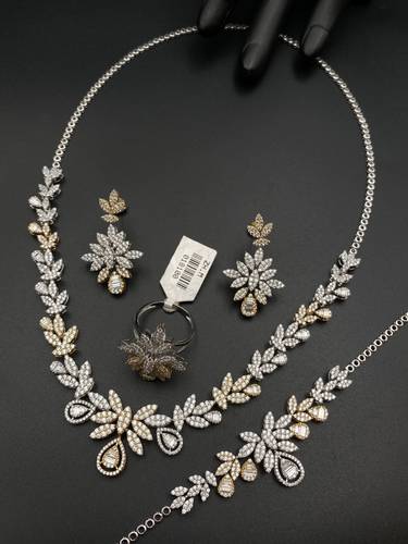 WHITE GOLD SET K18