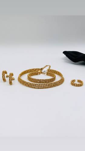 YELLOW GOLD SET K18
