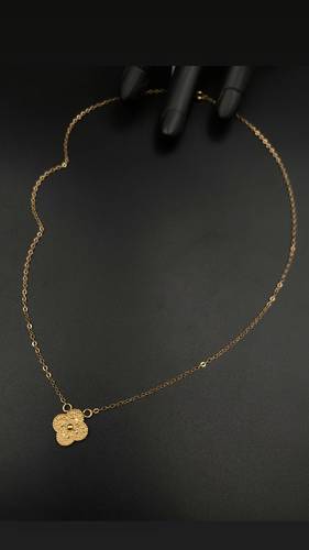GOLD NECKLACE K18