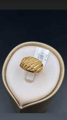 YELLOW GOLD RING K21