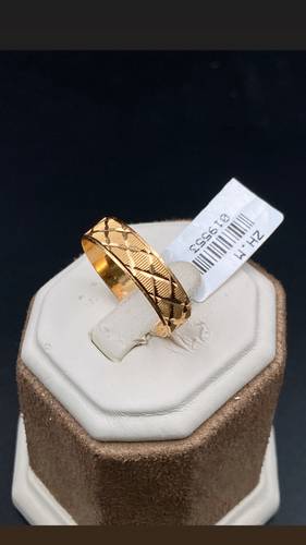 YELLOW GOLD RING K21
