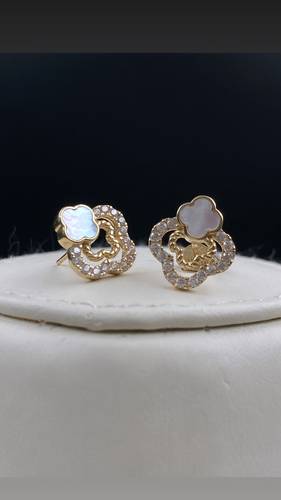 GOLD EARINGS 18K