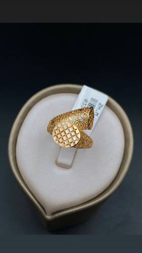 YELLOW GOLD RING K21