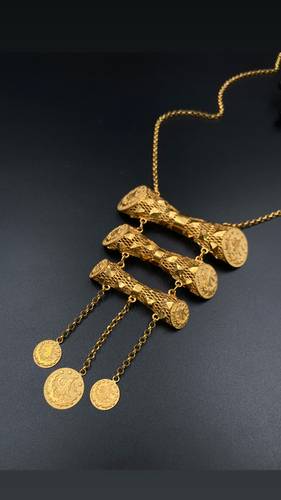 GOLD LONG NECKLACE K21