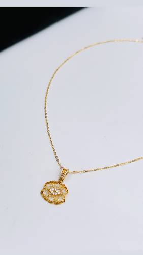 YELLOW GOLD NECKLACE K21