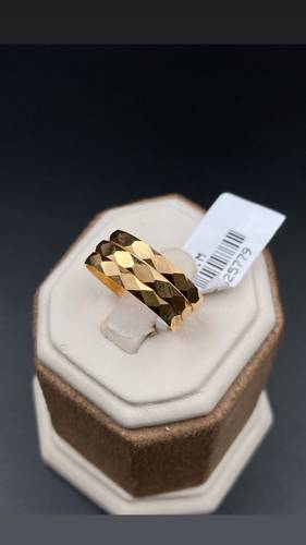 GOLD RING K21