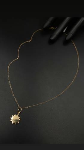 YELLOW GOLD NECKLACE K18