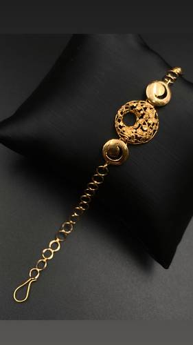 GOLD BRACELET K21