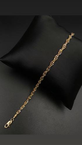 GOLD BRACELET K18