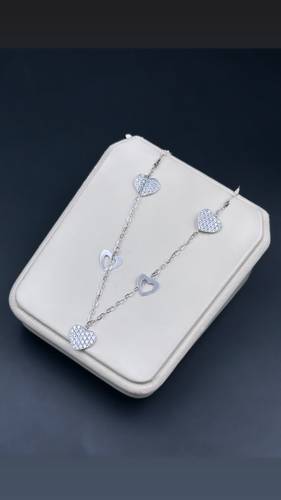 WHITE GOLD NECKLACE K18