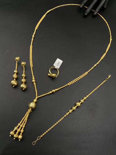 طقم ذهب أصفر عيار 21 