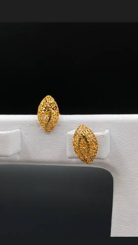 GOLD EARINGS K21